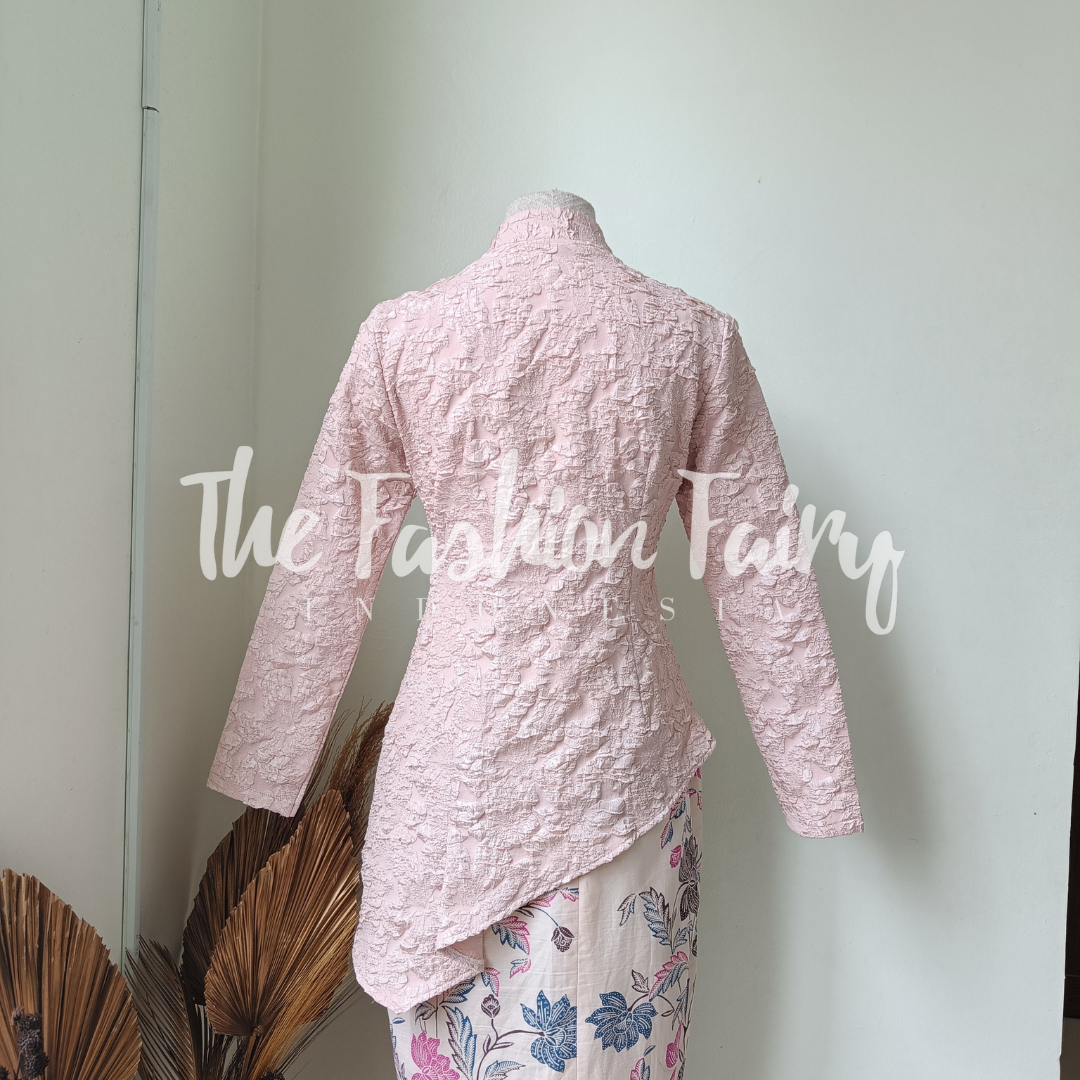 KEBAYA JANGGAN ARUNIKA