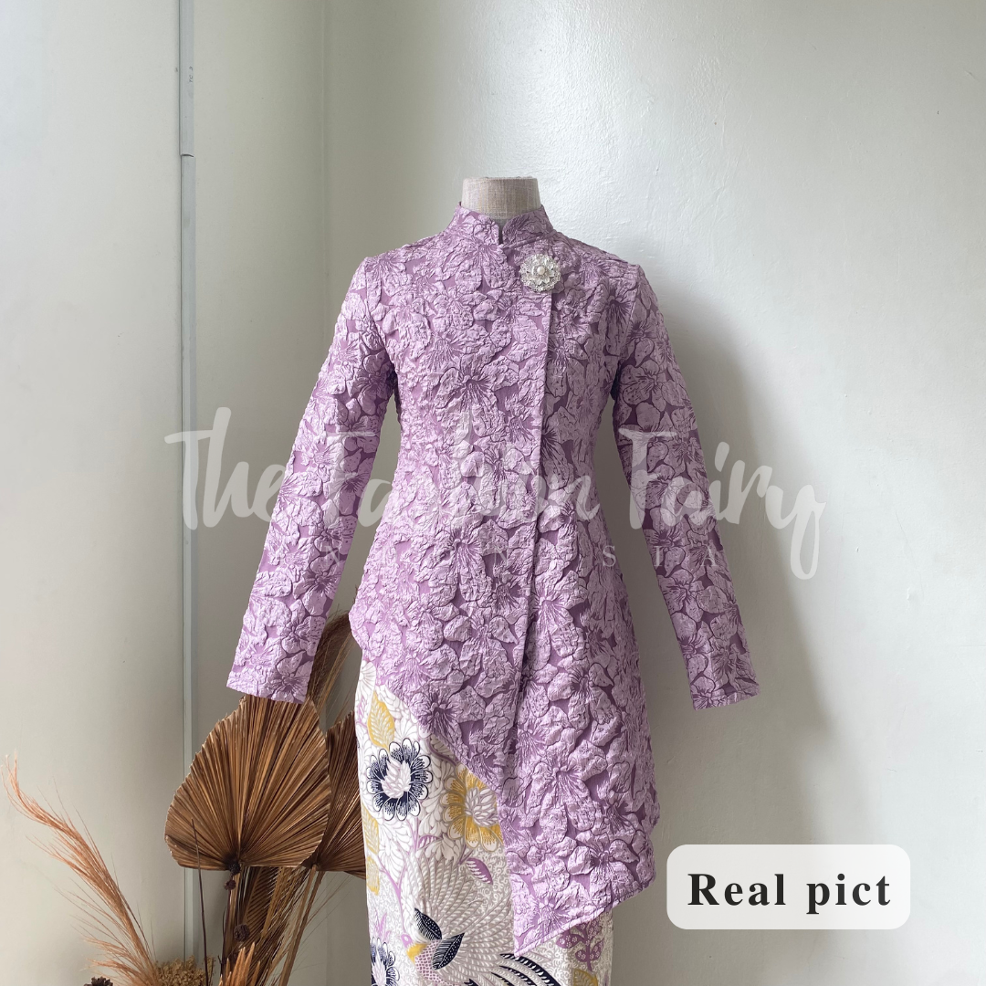 KEBAYA JANGGAN ARUNIKA