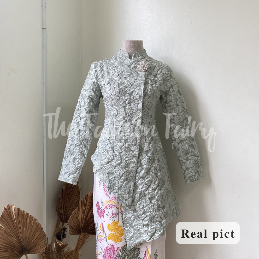 KEBAYA JANGGAN ARUNIKA