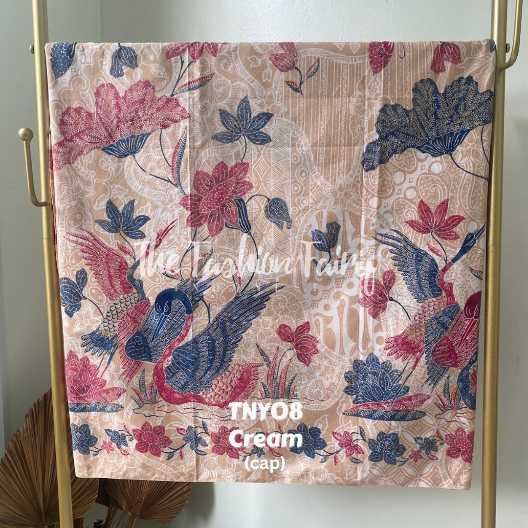 KAIN BATIK TAMAN NYONYA