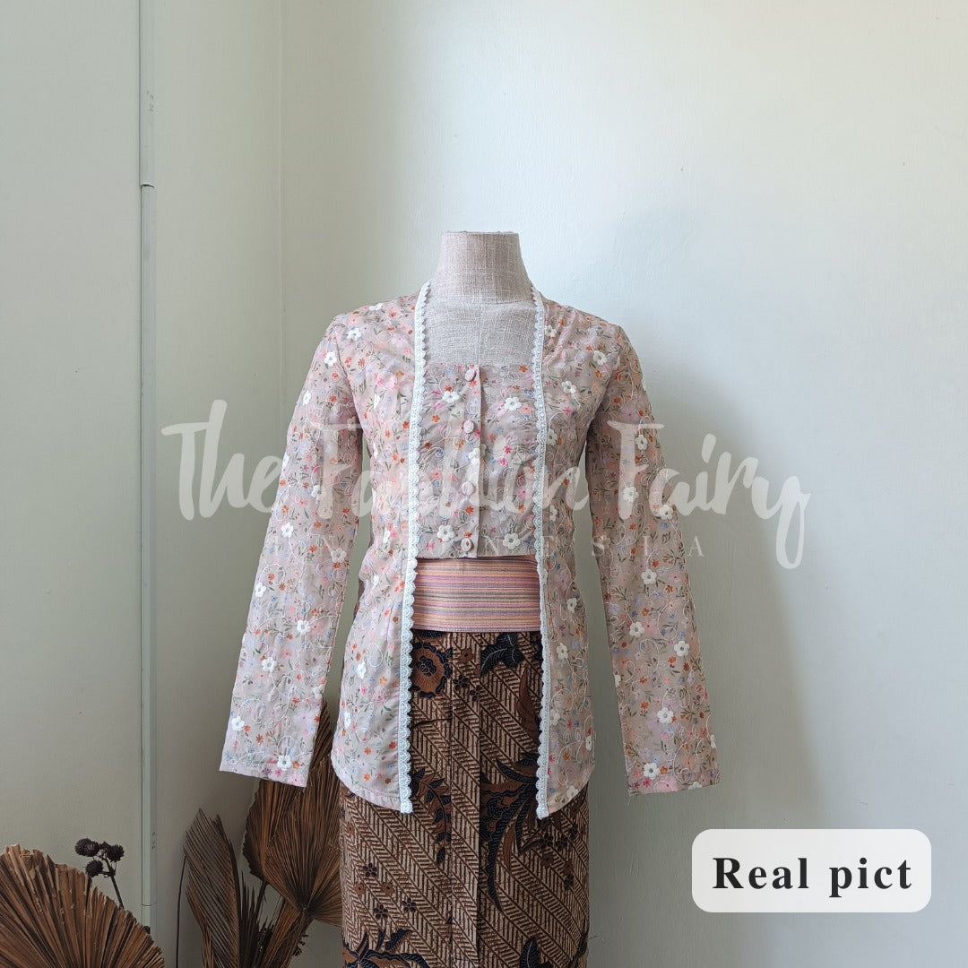KEBAYA KUTUBARU KEMALA