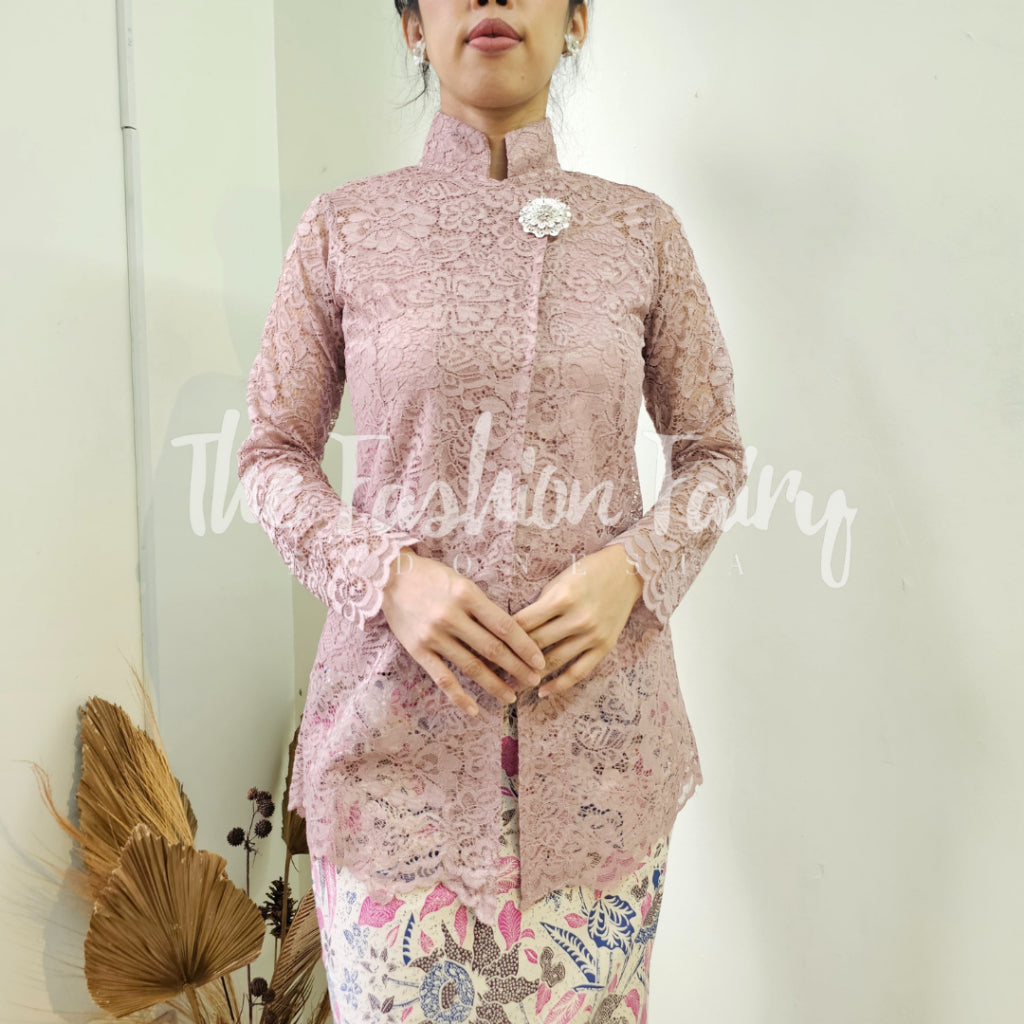 KEBAYA JANGGAN GADIS KRETEK